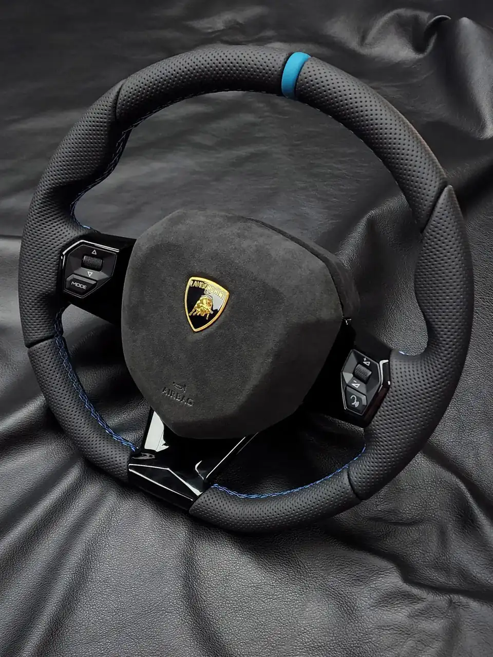 Lamborghini Aventador S steering wheel